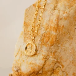 DREAM AQUARIUS MEDALLION