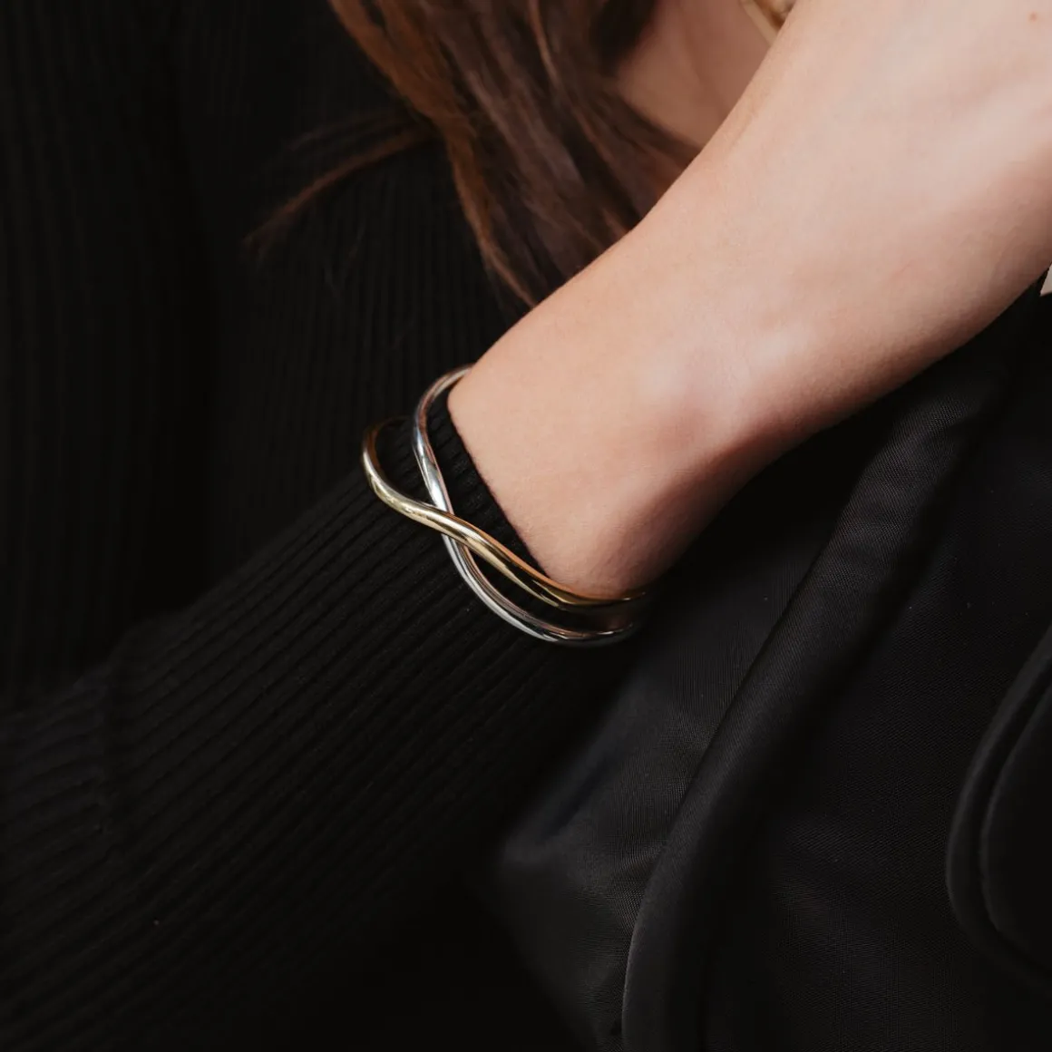 FEARLESS WAVY CUFF