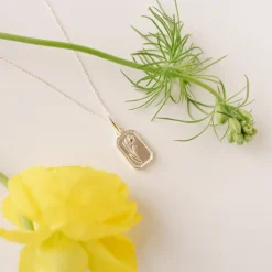 FRAICHE DECEMBER BIRTH FLOWER NECKLACE - NARCISSUS - SILVER