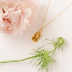 FRAICHE FEBRUARY BIRTH FLOWER NECKLACE - PRIMROSE - GOLD
