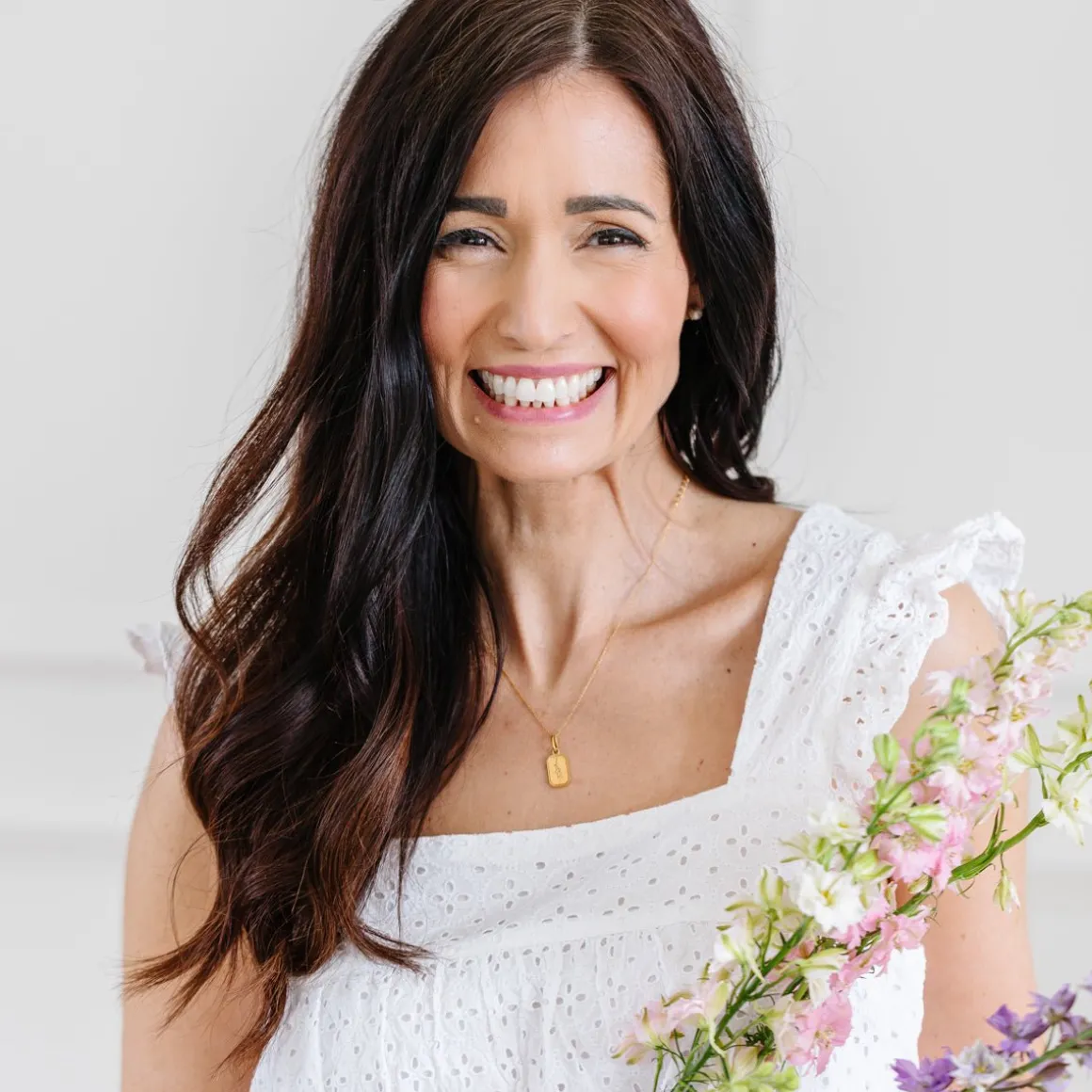 FRAICHE JULY BIRTH FLOWER NECKLACE - LARKSPUR- GOLD