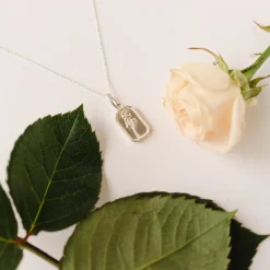 FRAICHE JUNE BIRTH FLOWER NECKLACE - ROSE - SILVER