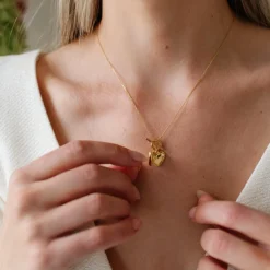 FRAICHE MINI SWEETHEART LOCKET NECKLACE - GOLD