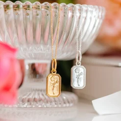 FRAICHE NOVEMBER BIRTH FLOWER NECKLACE - PEONY - GOLD