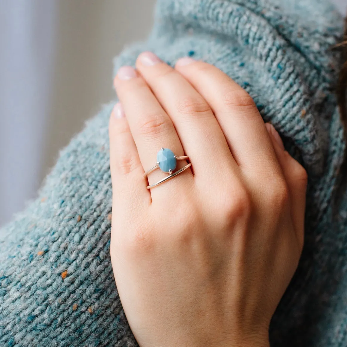 FRAICHE OVAL SOLITAIRE RING - BLUE OPAL & SILVER
