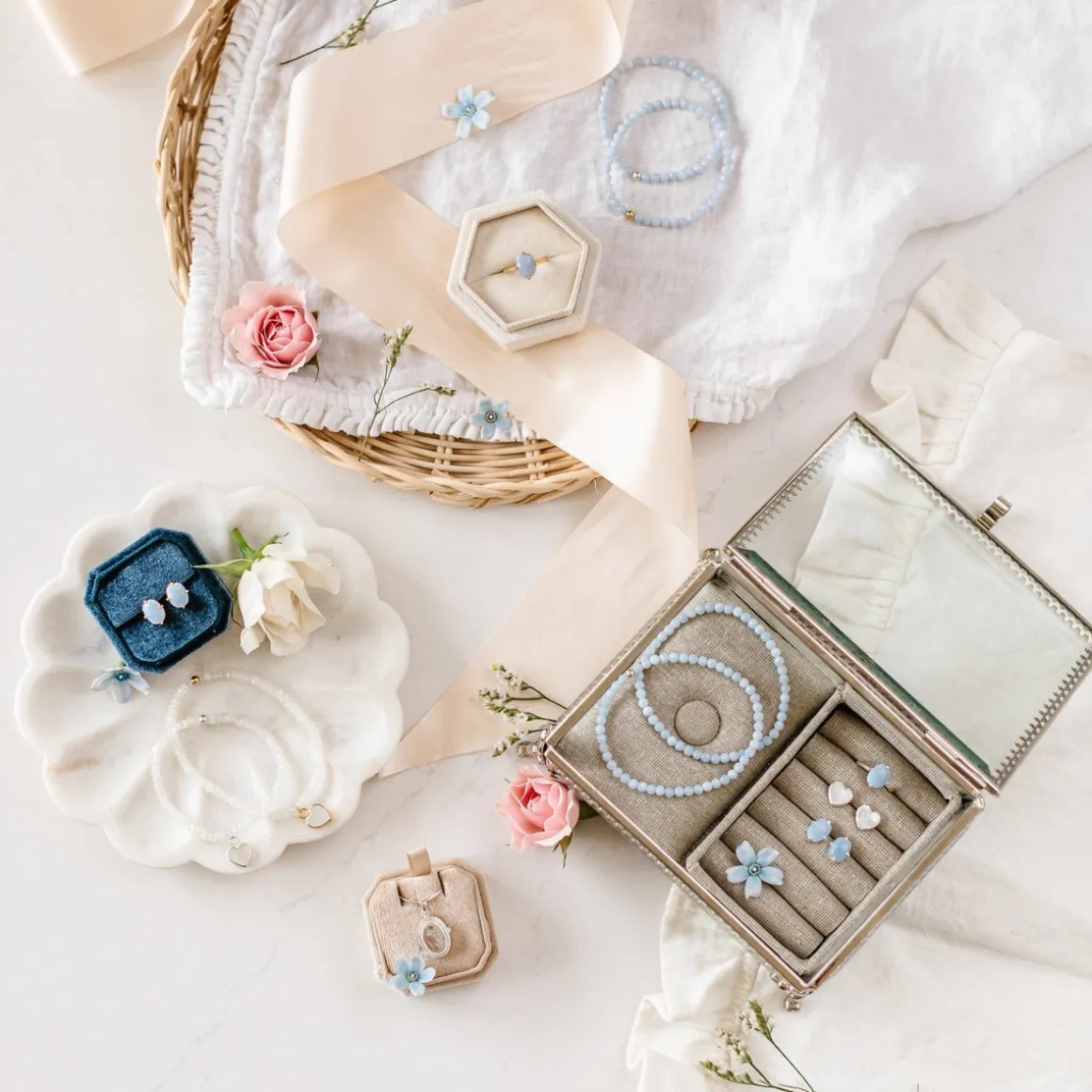 FRAICHE SWEETHEART STUDS - MOTHER OF PEARL & SILVER