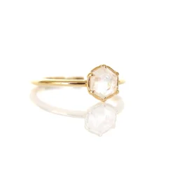 GRACE RING RAINBOW MOONSTONE & GOLD