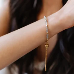 ICONIC ADJUSTABLE NUGGET BRACELET - LABRADORITE & GOLD