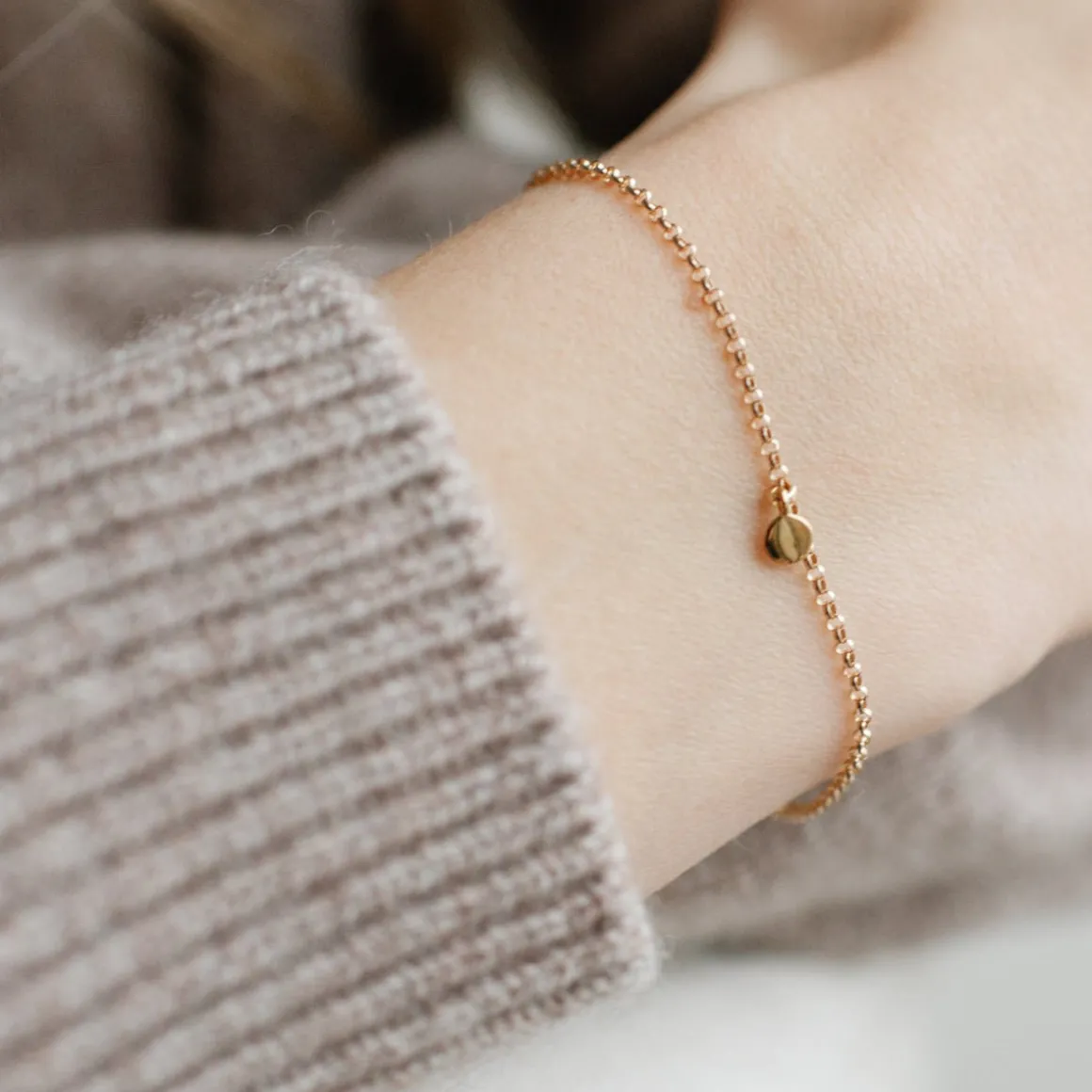 14K SOLID GOLD - POISE NAMESAKE DISK CHARM