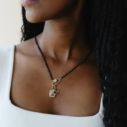 LOVE VINTAGE CHARM - ROCK CRYSTAL