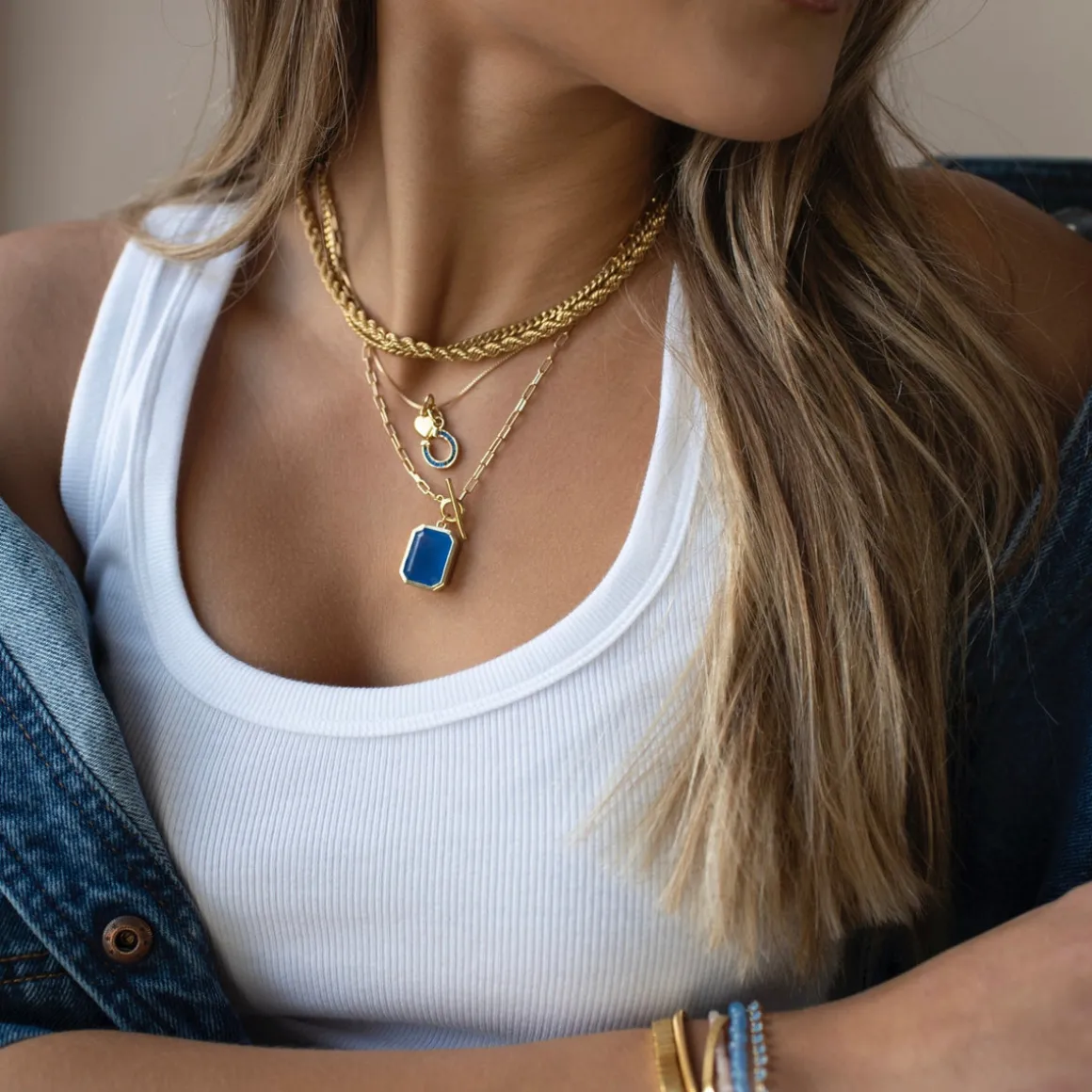 LOYAL CRYSTAL HORSESHOE CHARM - BLUE CUBIC ZIRCONIA