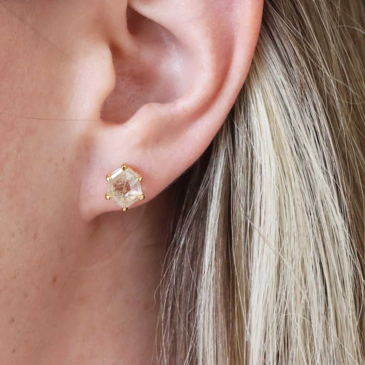 MINI HONOUR STUD EARRINGS - GOLDEN RUTILE QUARTZ & GOLD