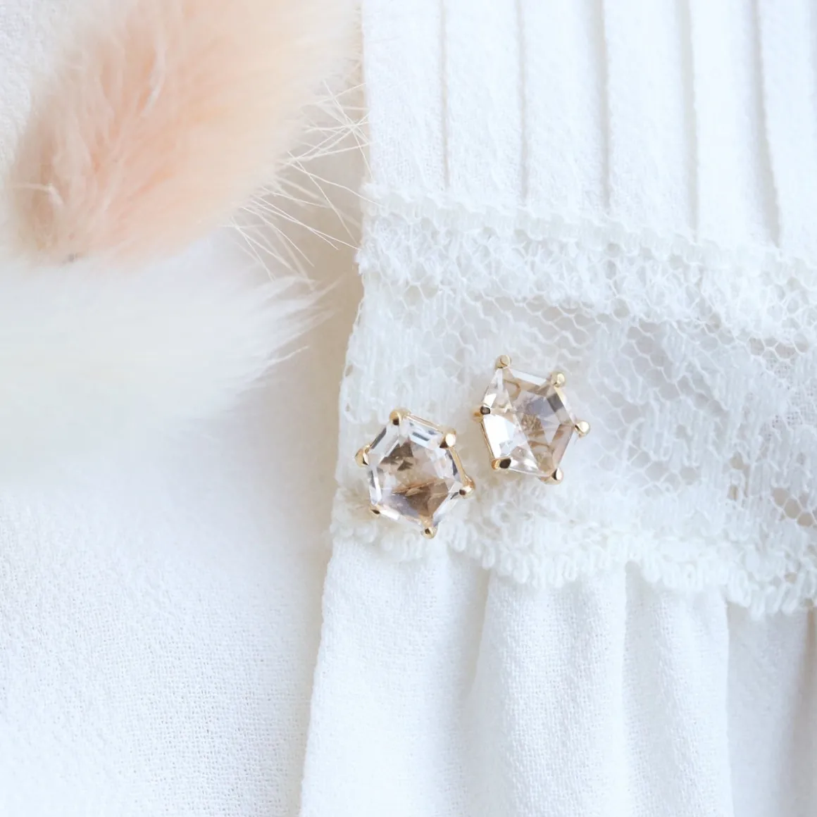 MINI HONOUR STUD EARRINGS - WHITE TOPAZ & GOLD