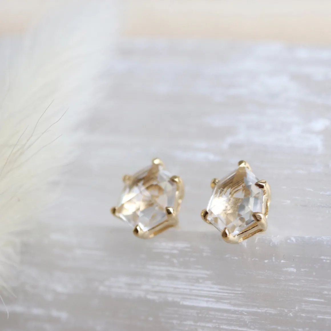 MINI HONOUR STUD EARRINGS - WHITE TOPAZ & GOLD