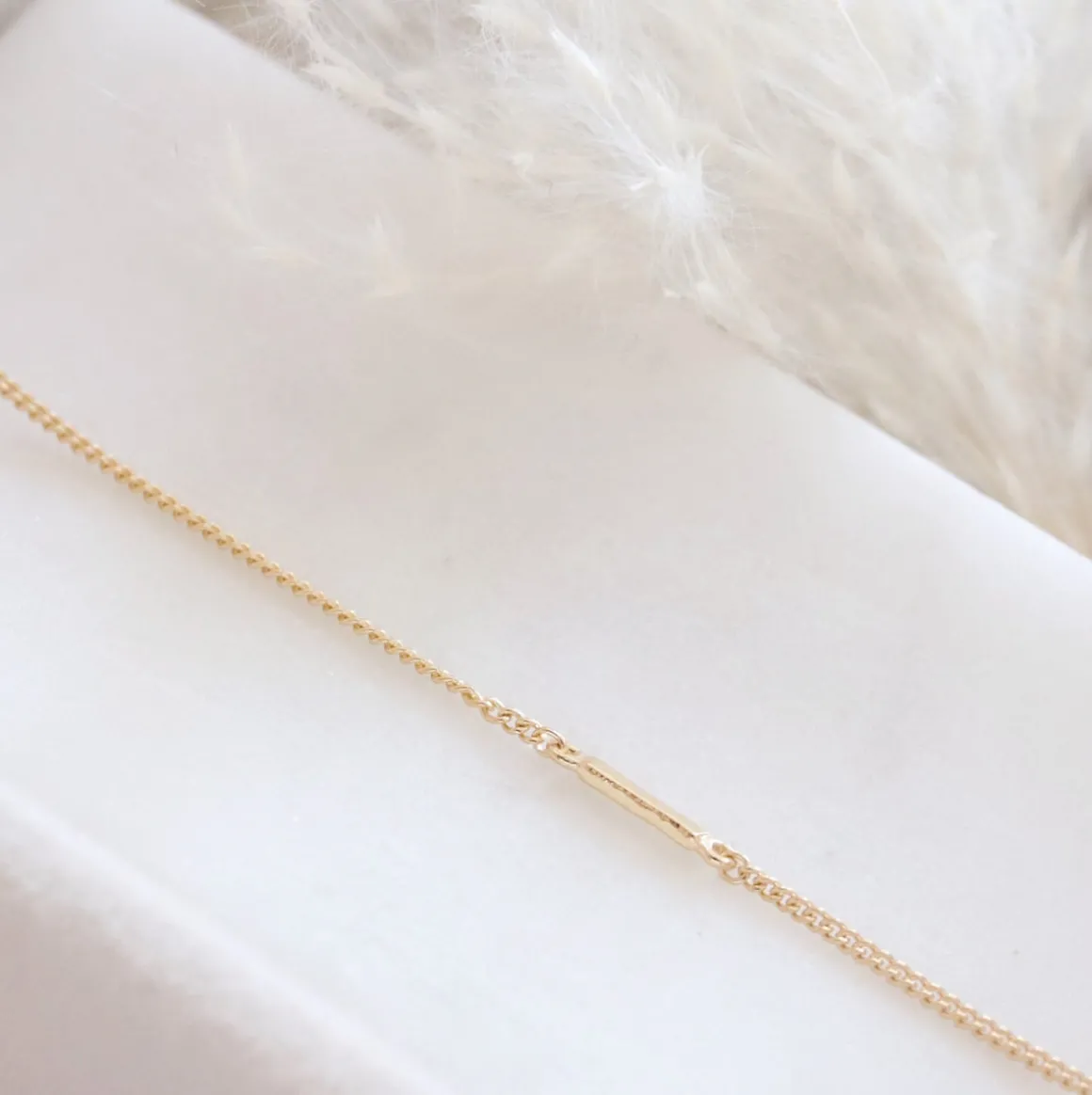 NOTABLE OFFSET INITIAL NECKLACE - I