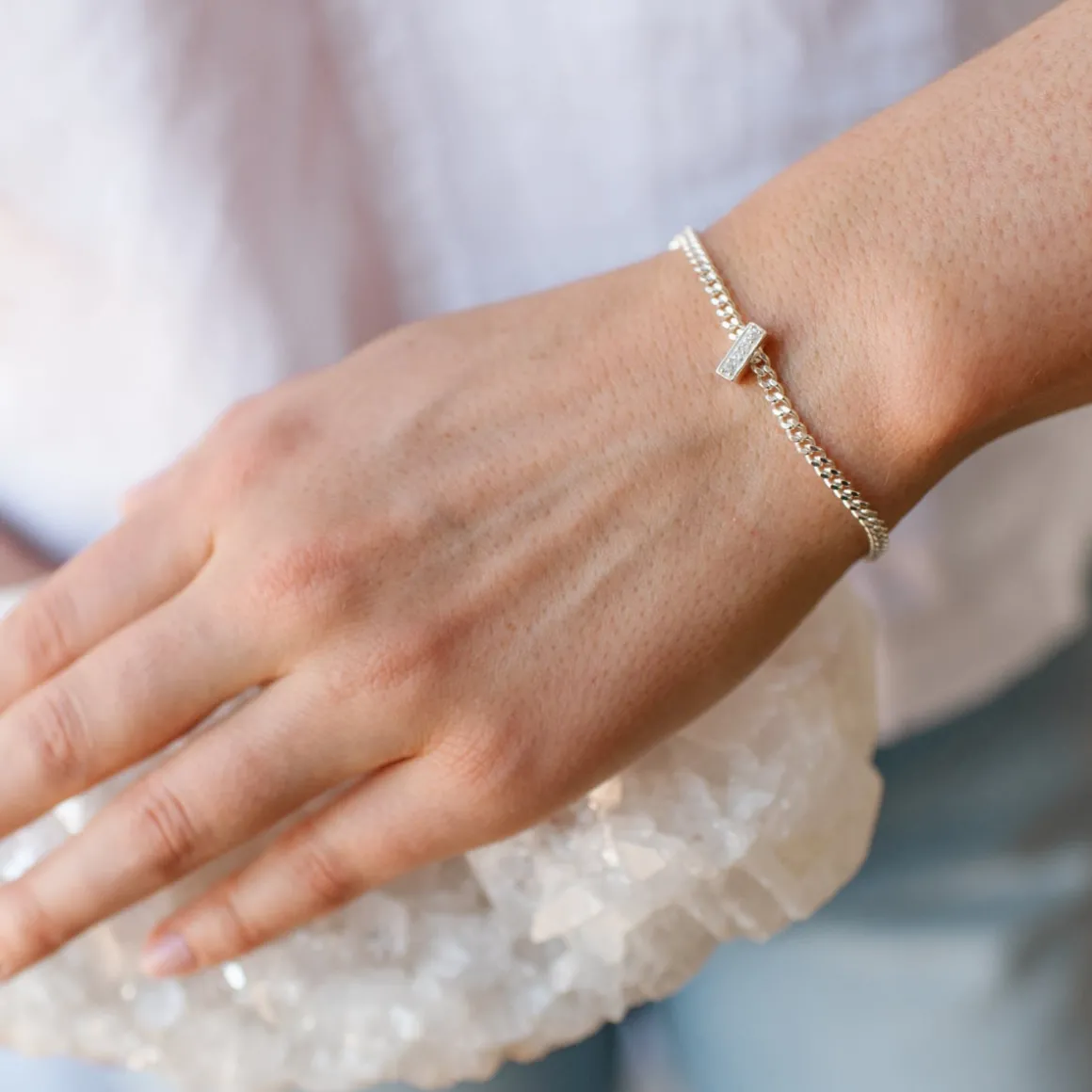 NOTABLE SLIDER GLITZ CHARM