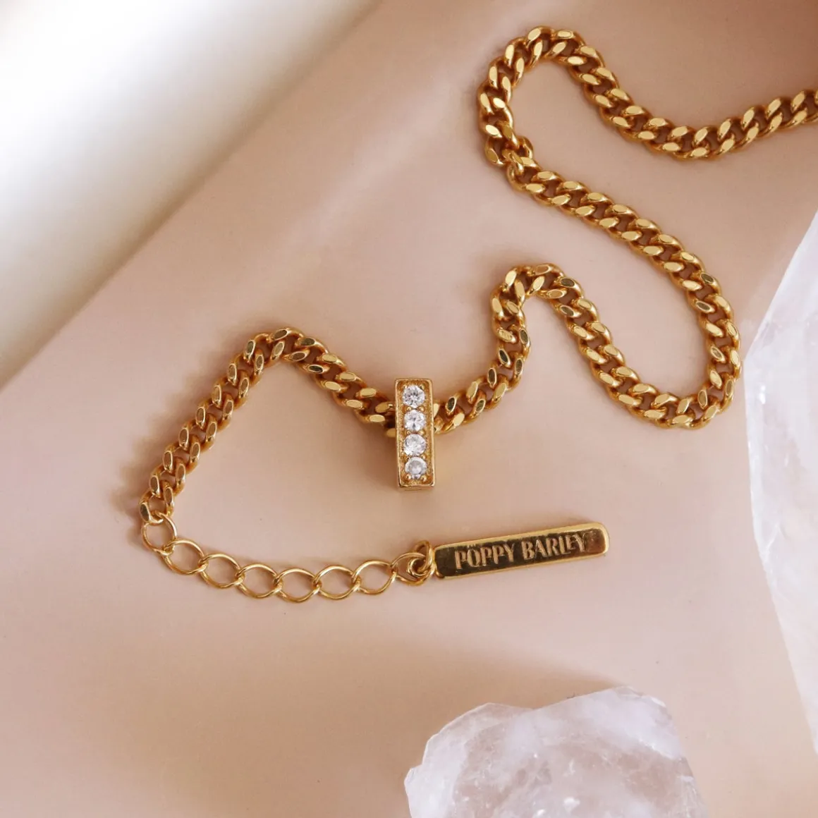 NOTABLE SLIDER GLITZ CHARM