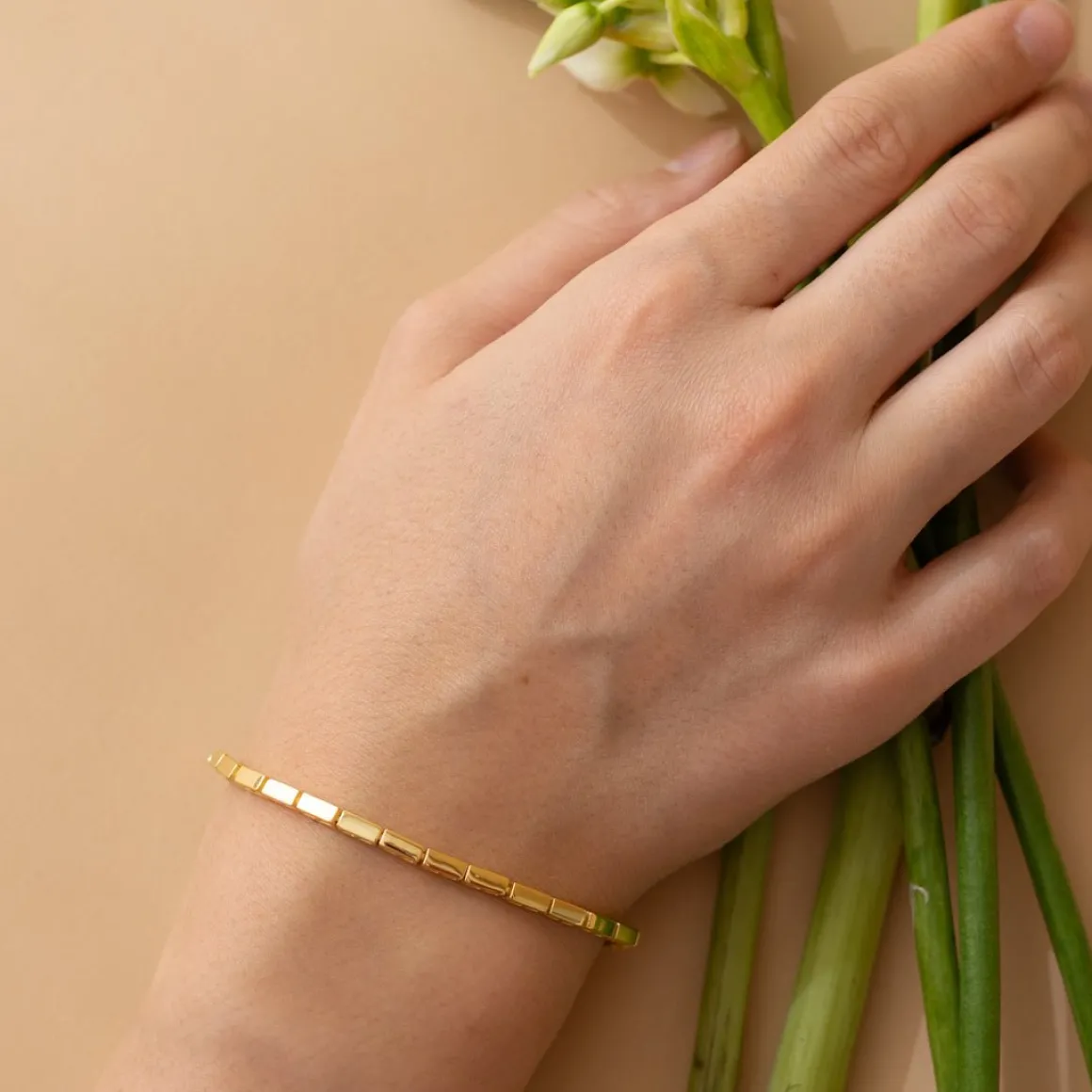 POISE BAR CHAIN BRACELET - GOLD