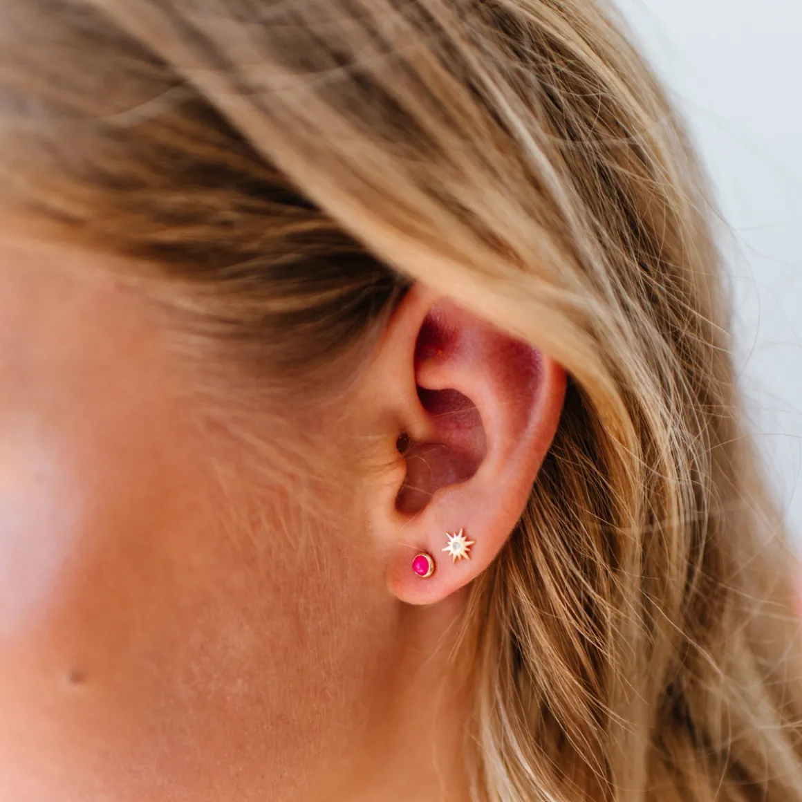 TINY PROTECT STUD EARRINGS - HOT PINK CHALCEDONY