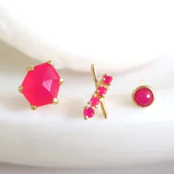 TINY PROTECT STUD EARRINGS - HOT PINK CHALCEDONY